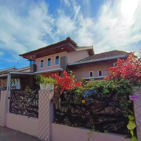 Dacha Villa Bukittinggi Exterior photo